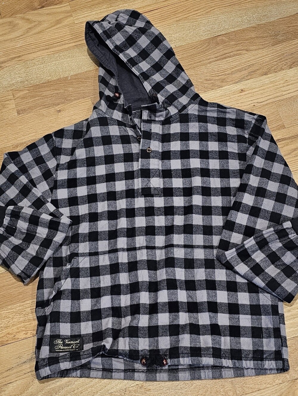 Vermont Flannel Comoany Gray Buffalo Plaid Hooded Pullover M